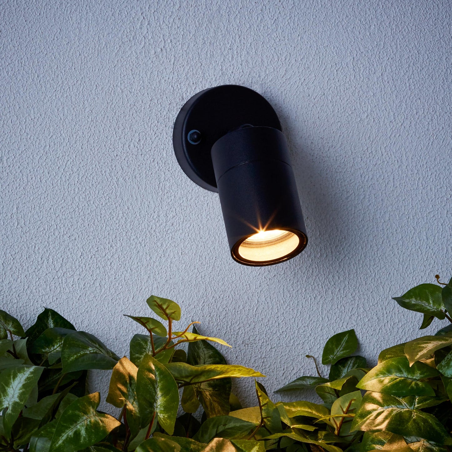 applique murale metal argente