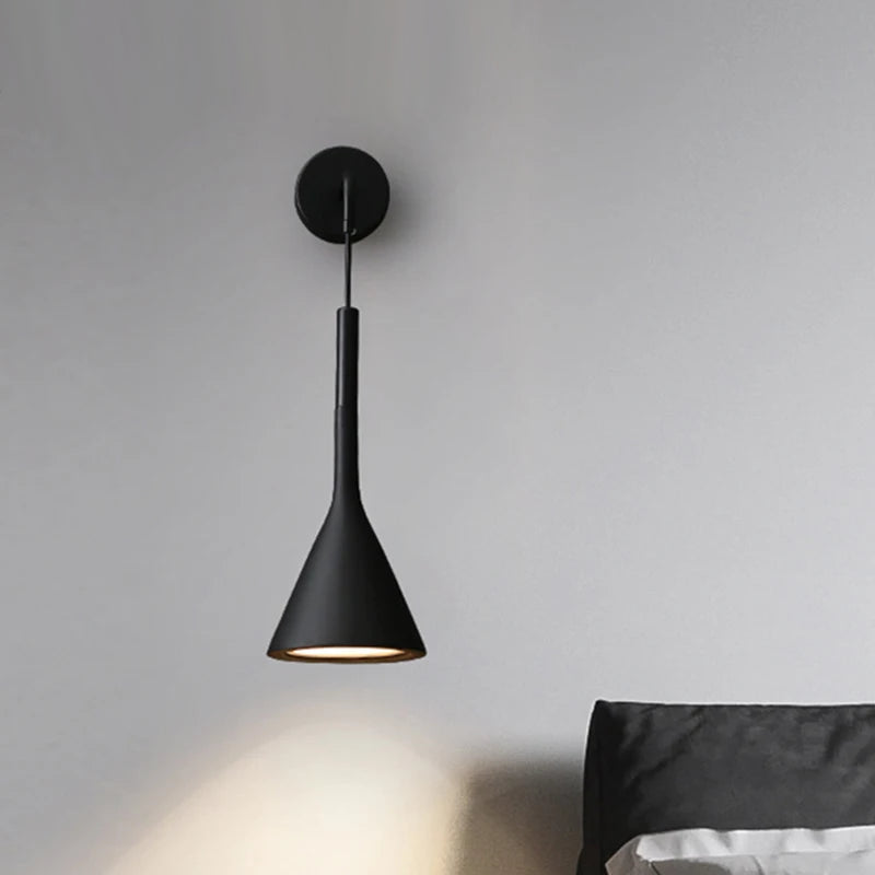 applique murale design metal noir