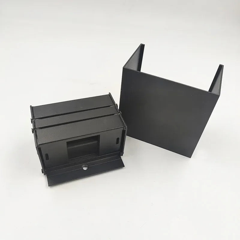 applique murale metallique noire